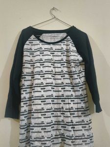 Graphic Print Raglan Sleeve Top