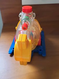 Premium toy with moving gears