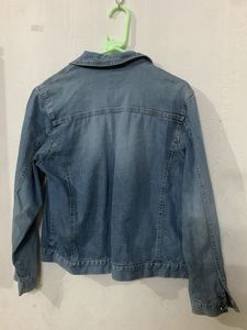 Unisex Classic Blue Denim Jacket