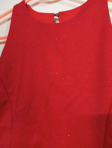 Red Sleeveless Top