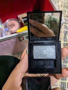 Estee Lauder Eyeshadow And Clutch