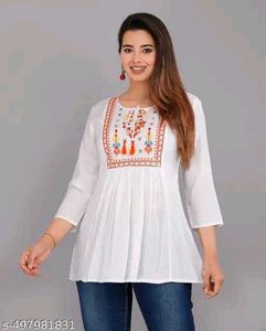 Embroidered White Kurta Tunic_XXL
