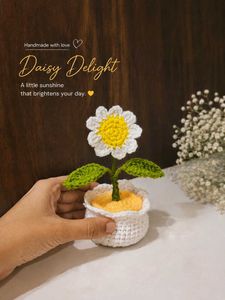 Crochet Daisy Flower Pot