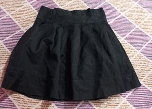 Cute Black Skirt