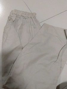 Elegant Cream Dupatta with Embellishments
