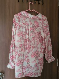 Pretty Floral Print Button-Up Shirt