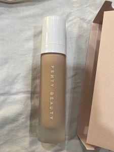 Fenty Beauty Pro Filt'r Foundation
