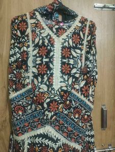 Pakistani Stylish Printed Kurta set
