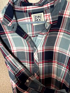 Casual Plaid Button-Up Shirt