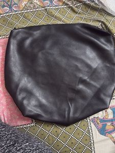 Michael Kors Black Leather pouch
