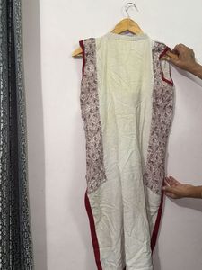 Sleeveless Printed Kurta