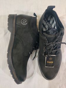 Brand New Bugatti Men Shoe In Size 8
