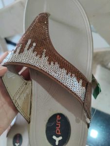 Comfortable Welcome Slides