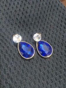 Elegant Blue Drop Earrings