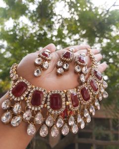 A very gorgeously designed Kundan Set 👌👌👌👌