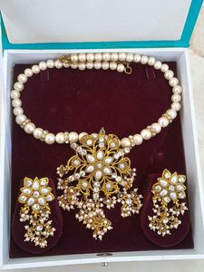 Pearl Floral Designer Necklace & Earrings Set