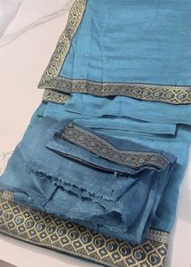 Elegant Blue Saree with Gold Border  blouse p