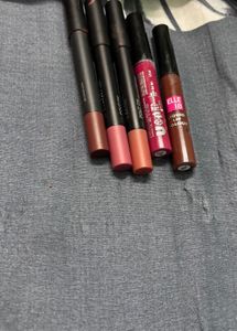 Lip Liner &amp; Liquid Color Bund