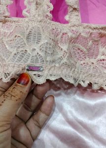 Pink Lace Push-Up Bra