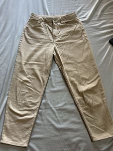 H&amp;M Beige Mom fit Jeans
