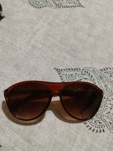 Stylish Brown Aviator Sunglasses