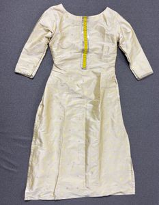 Women’s Beige Printed Kurti with Mirror Work