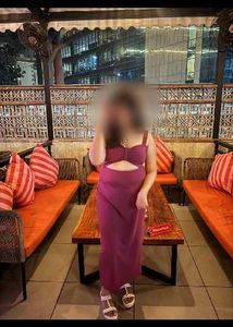 Women Mauve Sheath Midi Dress
