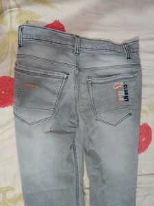 Light Wash Slim Fit Jeans