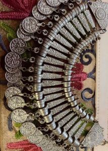 Accessory Neck