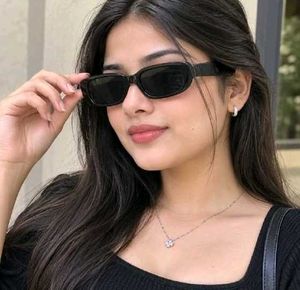 Stylish Black Rectangular Sunglasses