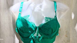Emerald Green Lace Trim Bra