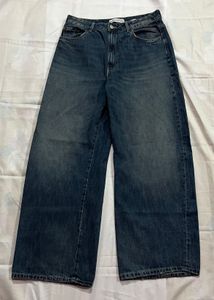 Pull&amp;Bear Highwaist Baggy Jeans size 32