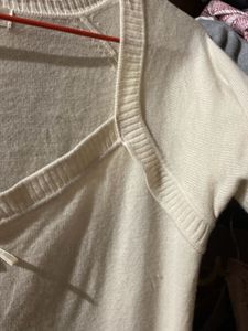 cute long sleeve top🤍