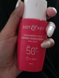 Dot &amp; Key Strawberry Dew Tinted Sunscreen SPF 50+