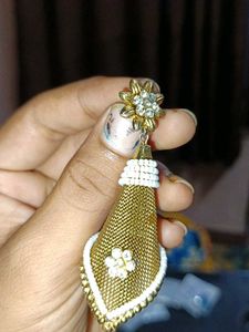 Golden Flower Dangle Earrings