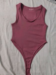 SHEIN Sleeveless Bodysuit Top