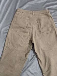 H&amp;M Beige Mom fit Jeans