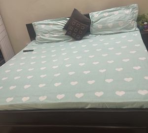 king size Bedsheet with Pillow Covers