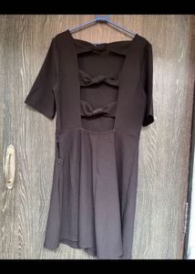 Simple Black Short Sleeve Dress