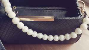 Chic Black Slingbag with Pearl Handle