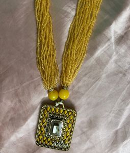 Elegant boho Yellow Beaded Necklace