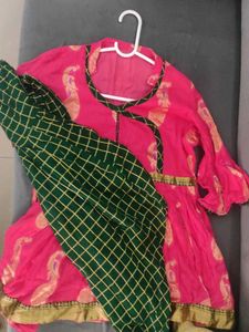 Sale !Cute Pink & Green Salwar Suit