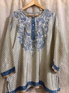 Blue and white embroidered kurta