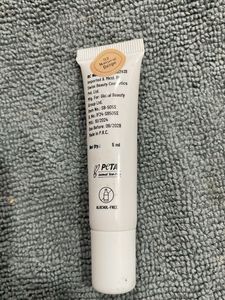 Swiss Beauty Loose Finish Powder + free primer