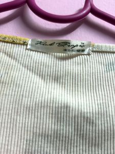 Cute animal print crop tee