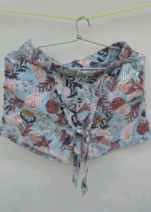 Cute Floral Tie-Front Shorts