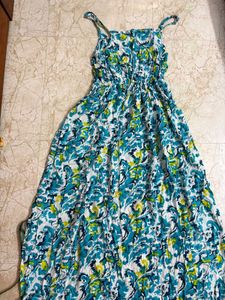 🎉beautiful printed midi dress for womens...