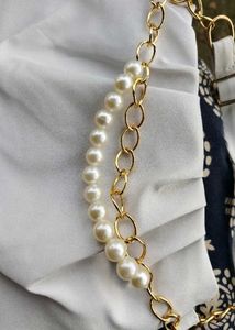 Elegant Pearl &amp; Gold Face Mask Chain