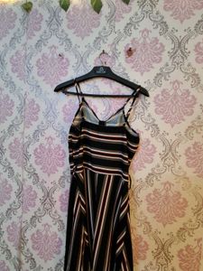 Striped dress with Bow Detail