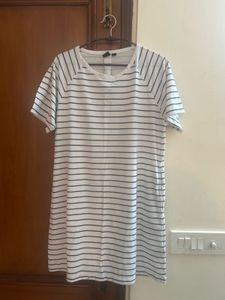 Chic Striped Casual Dress